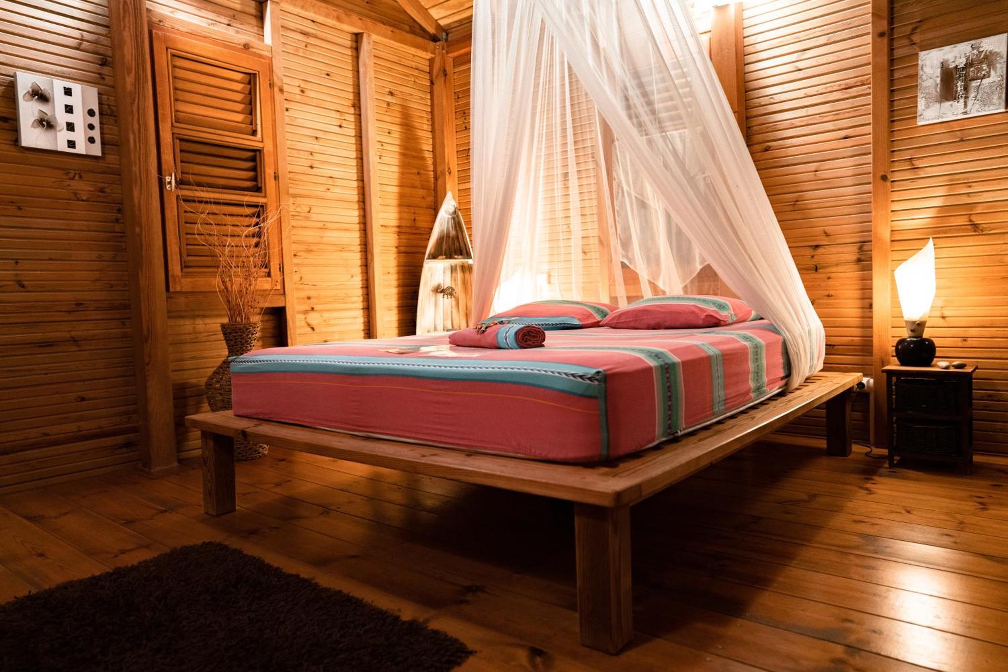 Au Jardin Des Colibris Ecolodge&Spa Десе Екстер'єр фото