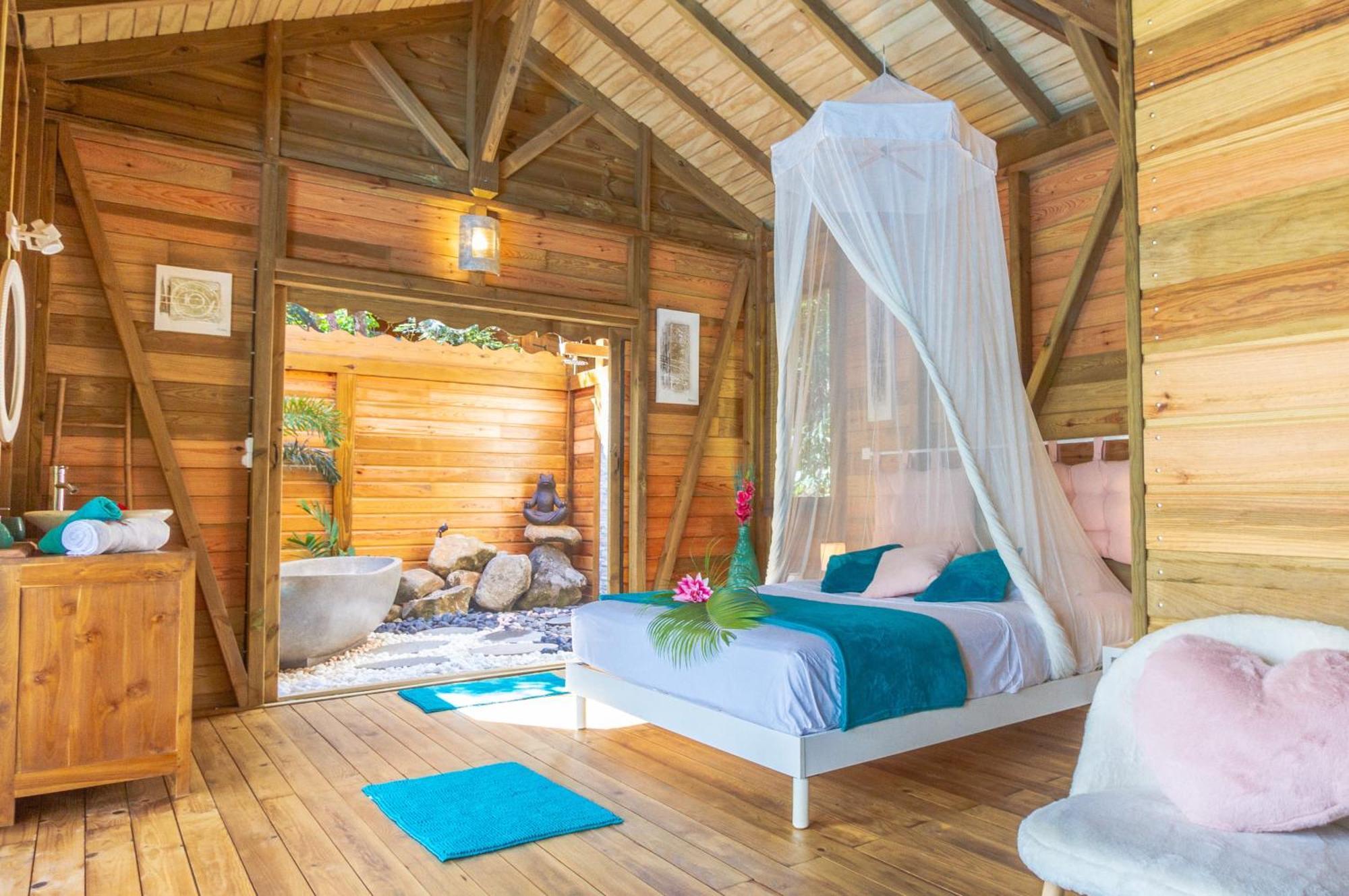 Au Jardin Des Colibris Ecolodge&Spa Десе Екстер'єр фото